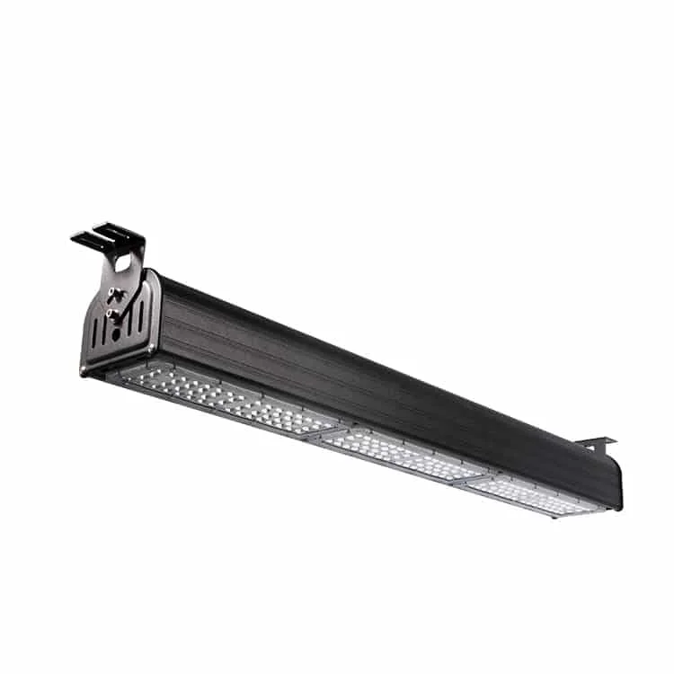 Corpuri liniare HB-L de 50–250 W pentru hale înalte